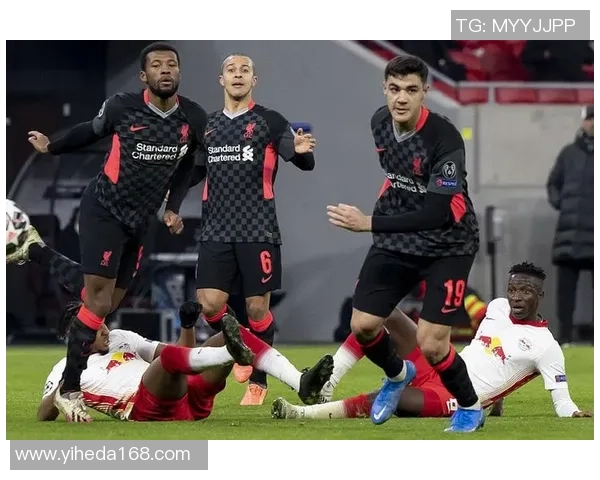 国王杯精彩对决利物浦逆转莱比锡红牌事件引发全场热议 国王杯精彩对决利物浦逆转莱比锡红牌事件引发全场热议